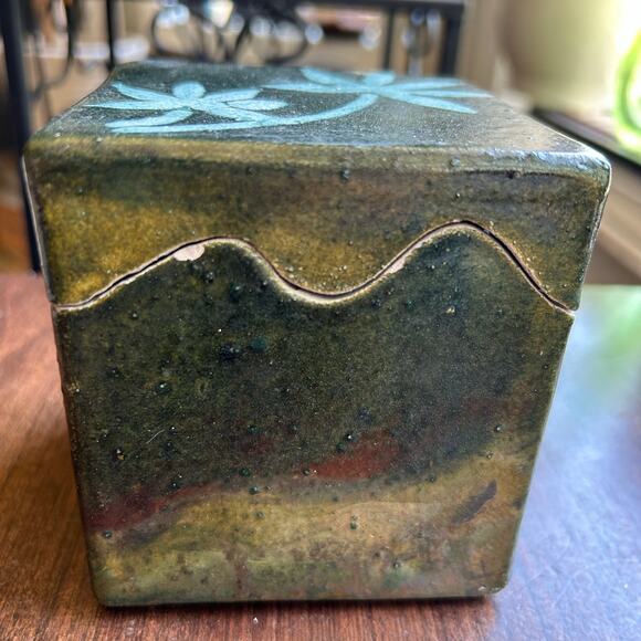 Clay ceramic trinket box studio art glazed - Picture 6 of 10